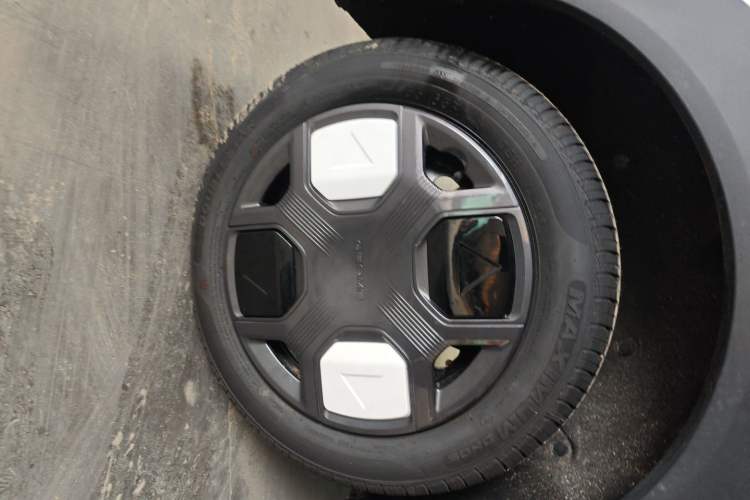 Used Geely Galaxy Panda 2025 210km Panda Kart
