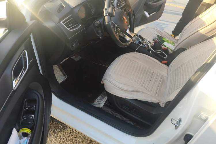 Used Roewe Ei5 2018 Internet Flagship Edition
