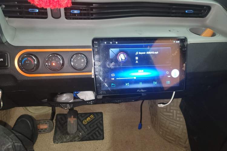 Used Wuling Hongguang MINIEV 2020 Enjoyment Model Lithium Iron Phosphate Audio And AC Panel