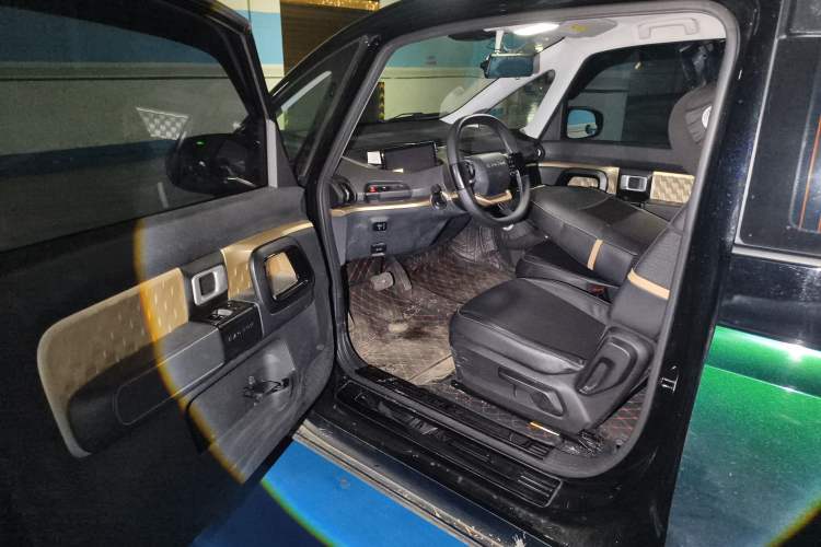 Used Baojun KiWi EV 2022 Designer Lite Edition Ternary Lithium Driver Seat