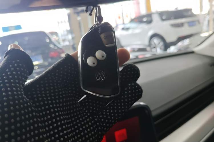 Used Volkswagen Tavendor 2024 380TSI All-Wheel Drive R-Line Cruise Edition Vehicle Key