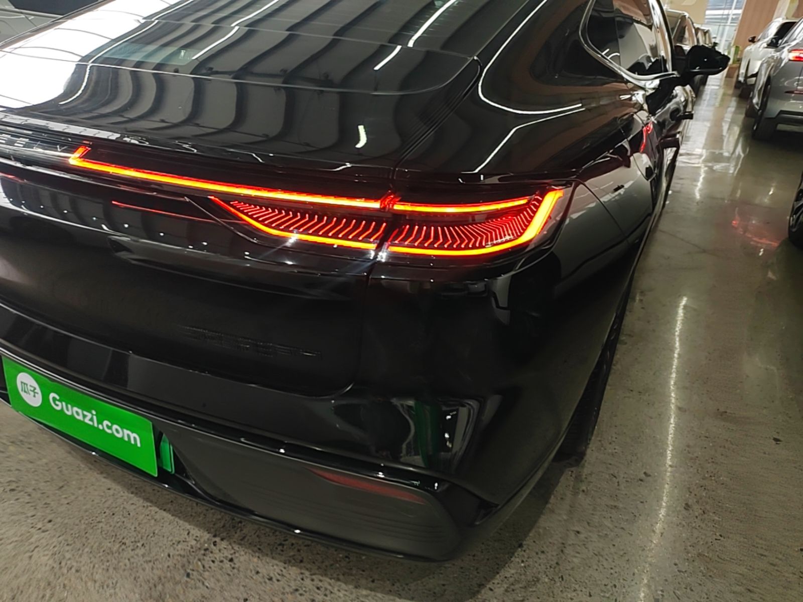 Geely Galaxy 8 2025 60km EM-i Luxury Edition - Luxury Enjoyment — снимка 9