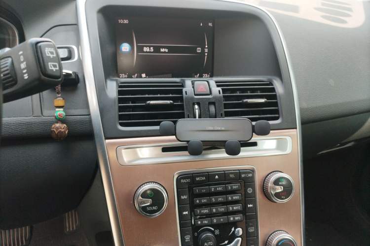 Used Volvo XC60 2017 T5 Smart Upgrade Edition