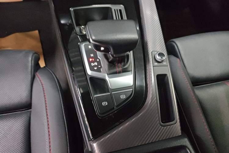 Used Audi A4L 2022 40 TFSI quattro RS Performance Package