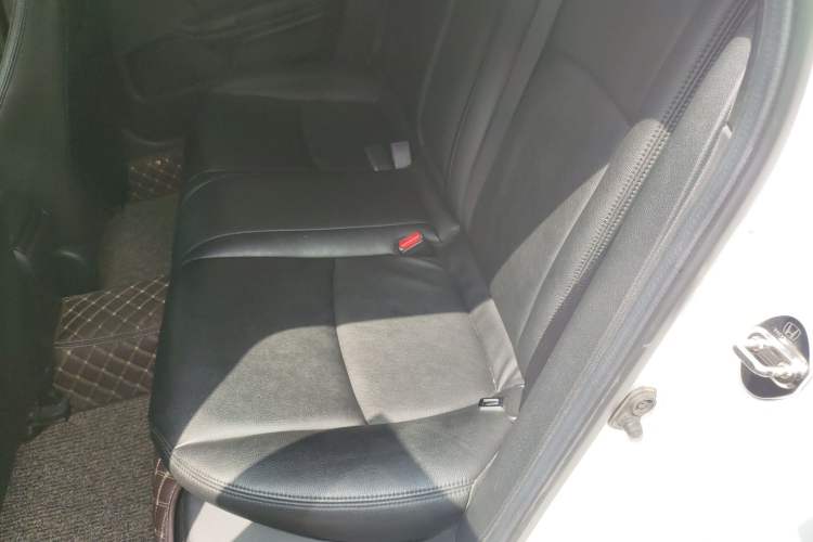 Used Honda Civic 2016 220TURBO CVT Luxury Edition Left Rear Seat