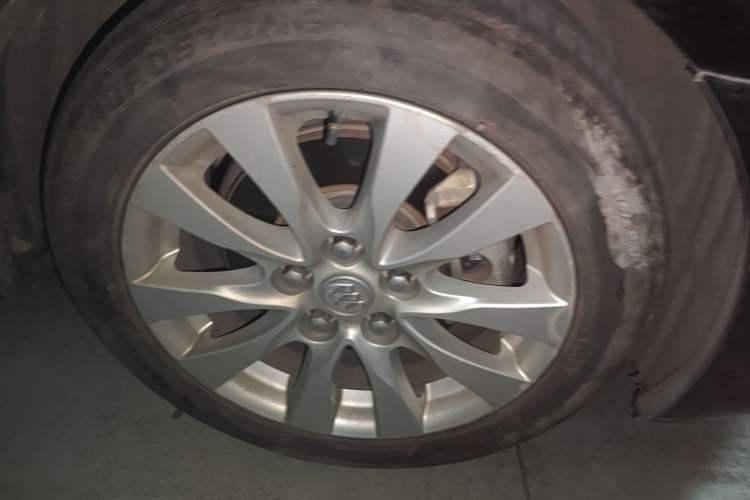 Used Buick LaCrosse 2013 eAssist 2.4L Eco-Friendly Comfort Model
