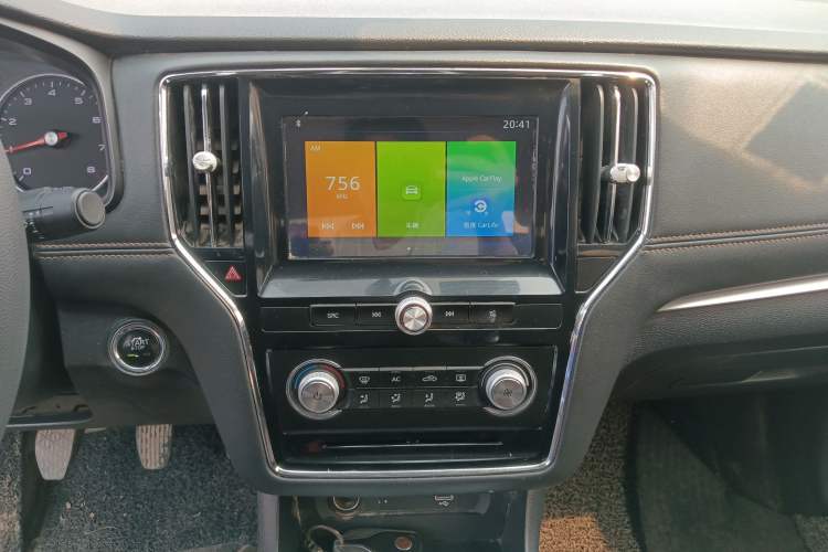 Used Roewe i6 2020 PLUS 1.6L Manual 4G Connect Glory Luxury Edition