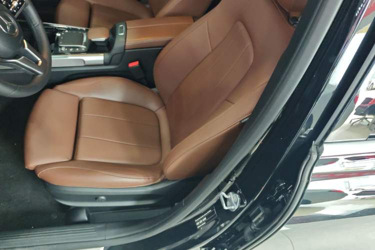 Used Mercedes-Benz GLB 2023 GLB 220 Fashion Model
