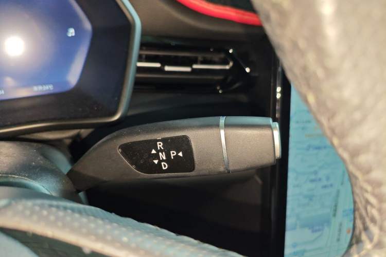 Used XPeng G3 2021 G3i 460G Gear Lever