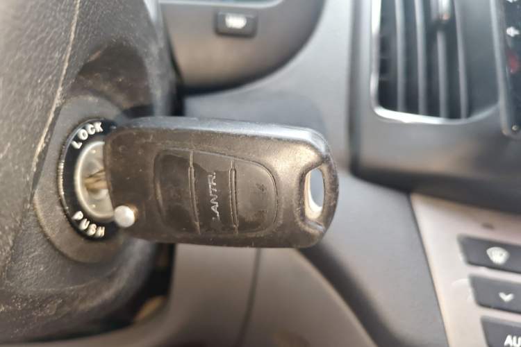 Used Hyundai Celesta 2011 1.6L Automatic Luxury Version
