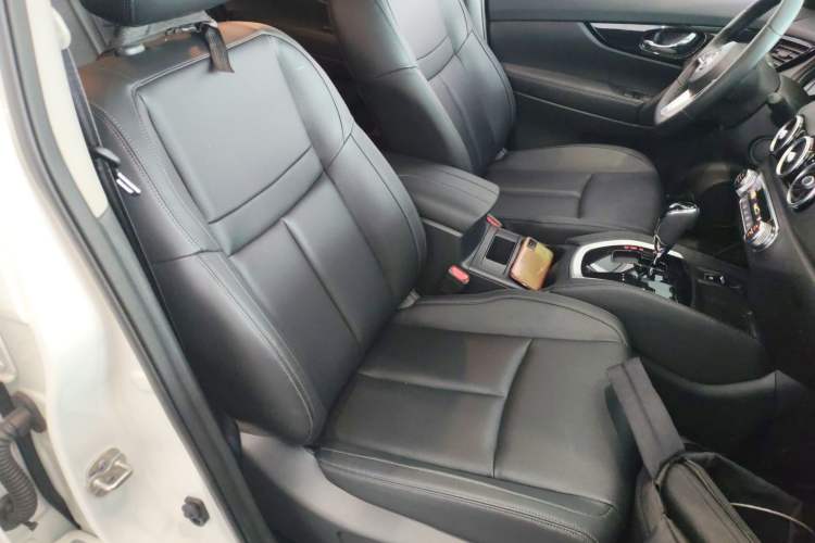 Used Nissan X-Trail 2025 Honor 2.0L Two-Wheel Drive Leading Edition Right Front Seat