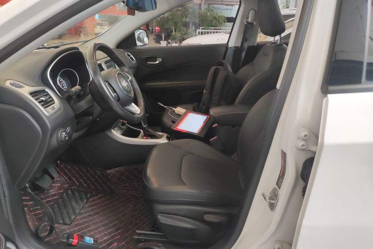 Used Jeep Compass 2017 200T Automatic Family Edition