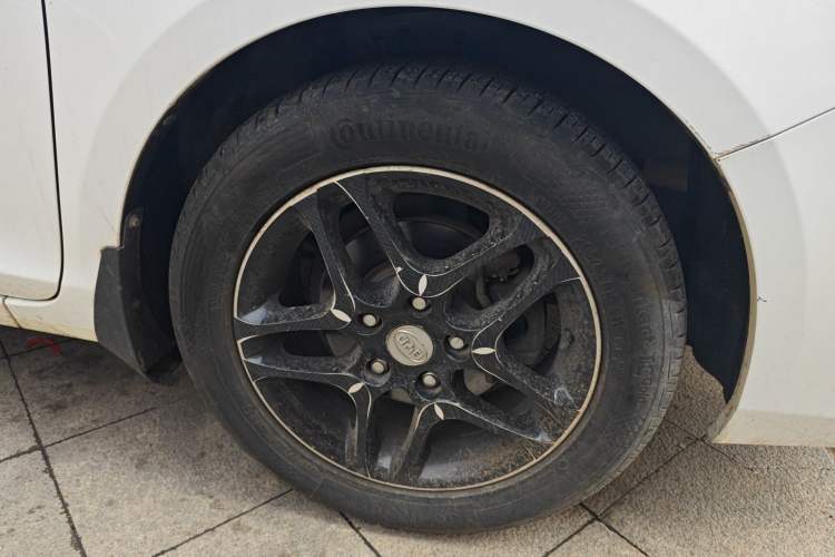 Used BYD G5 2014 1.5TI Manual Luxury Edition
