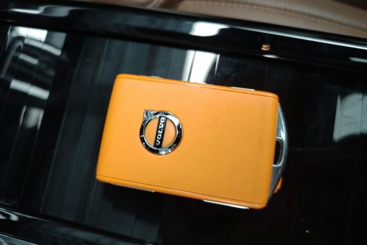 Used Volvo S90 New Energy 2024 Plug-in Hybrid Four-Wheel Drive Long-Range Luxury Smart Edition
