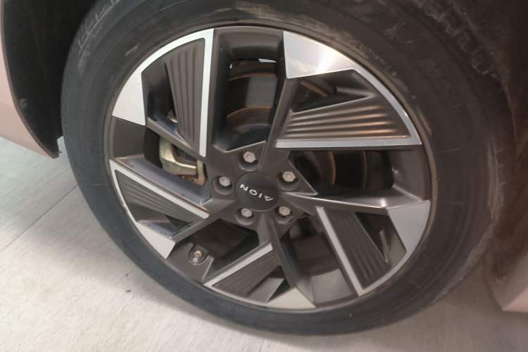 Used AION S Plus 2021 80 Tech Edition
