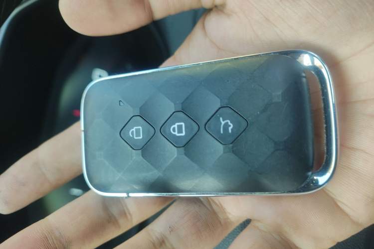 Used Wuling Alvez 2022 1.5L CVT Comfort Edition
