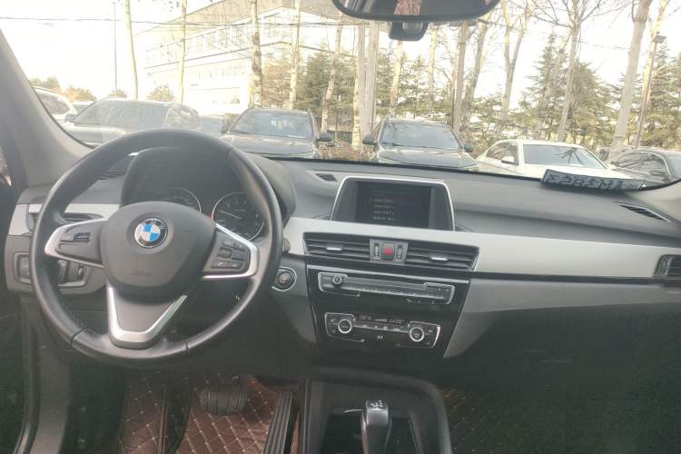 Used BMW X1 2018 sDrive20Li Leading Model