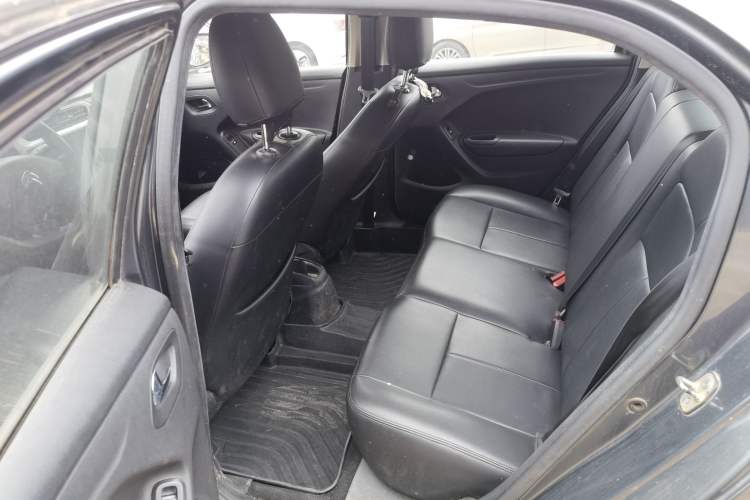 Used Citroen Elysee 2014 1.6L Automatic Fashion Model