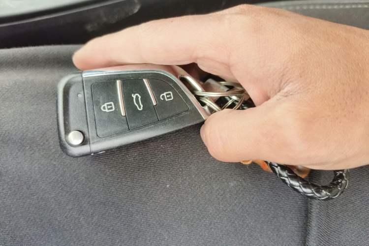 Used GAC Trumpchi GS4 2016 235T Manual Luxury Edition
