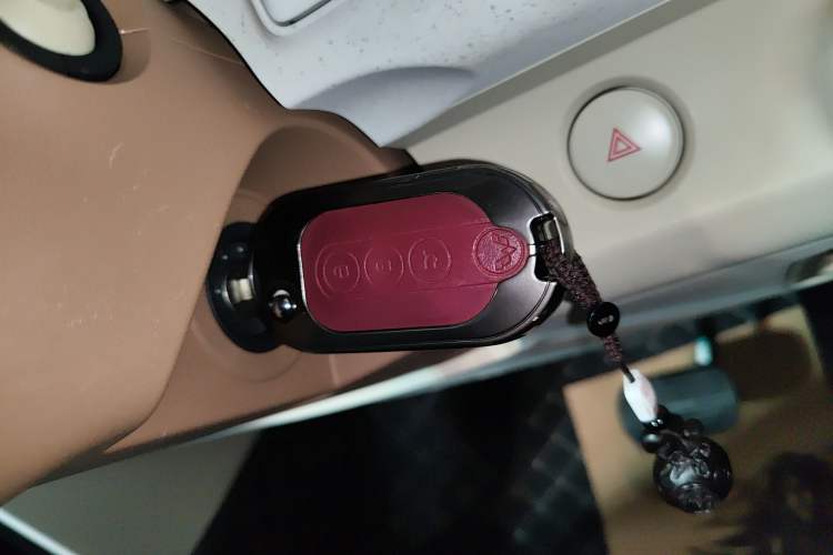 Used Wuling Hongguang MINIEV 2024 3rd Generation 215km Advanced Version