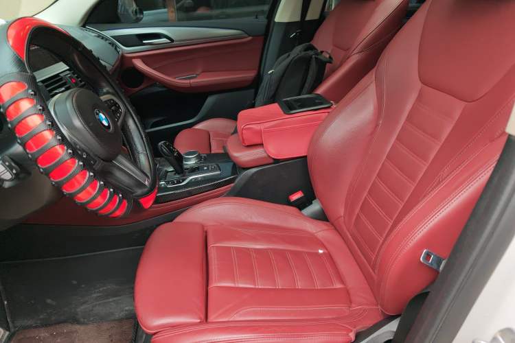 Used BMW X4 2021 xDrive 25i M Sport Package Left Front Seat