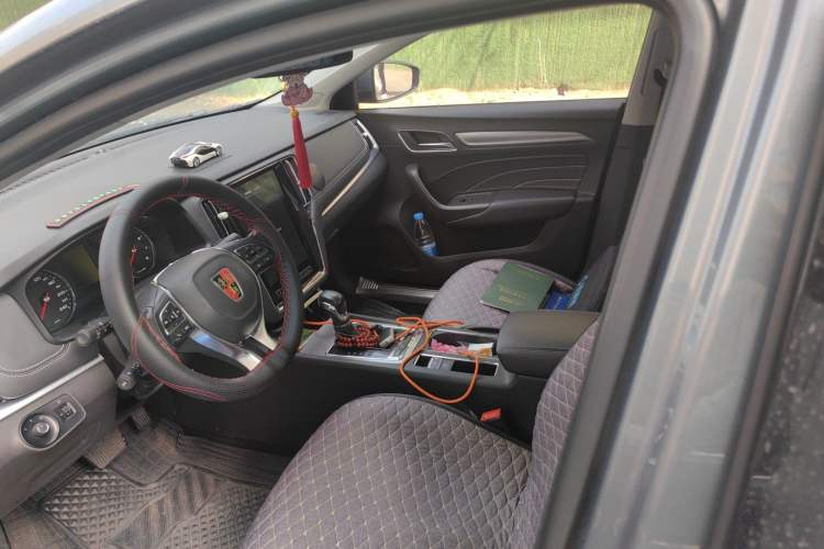 Used Roewe i6 2017 20T Automatic Internet Smart Edition