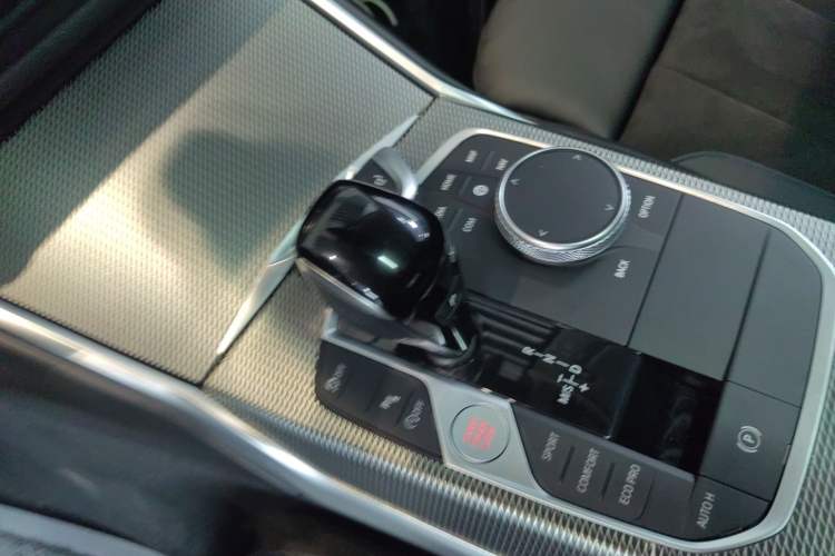 Used BMW 2 Series 2022 225i M Sport Night Edition Gear Lever