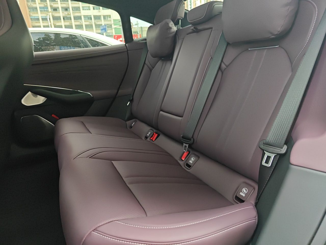 Xiaomi Auto SU7 2026 Model Standard Edition — снимка 17