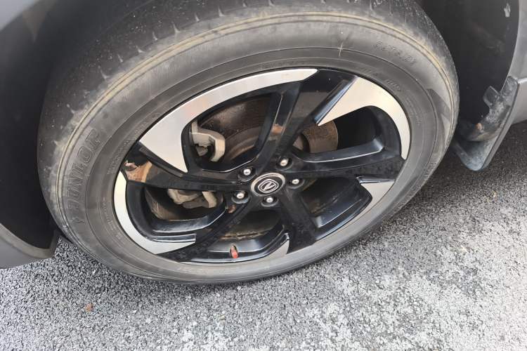 Used CHANGAN CS85 COUPE 2019 2.0T Automatic Version China V Standard Left Front Wheel Hub
