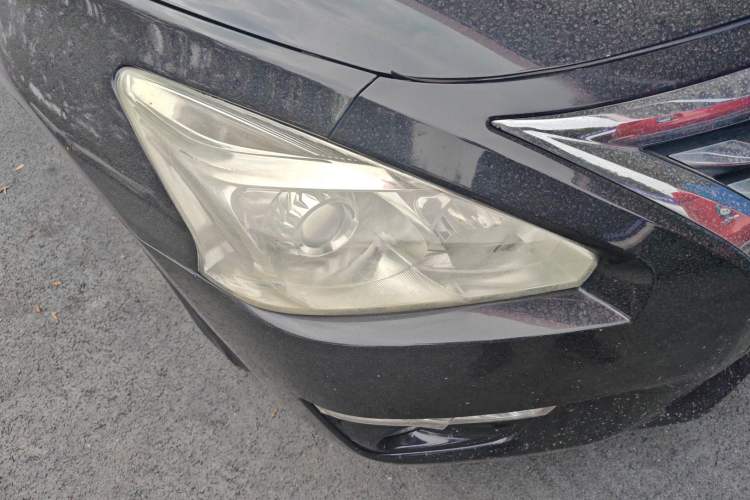Used Nissan Teana 2013 2.0L XL Comfort Edition Right Front Headlight