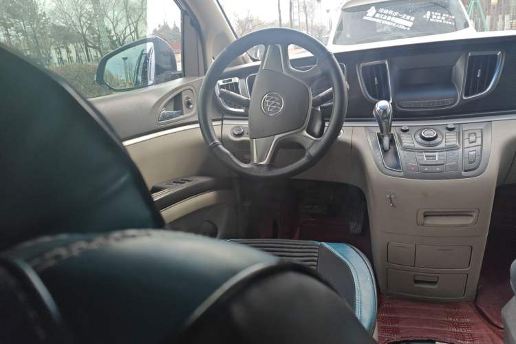 Used Buick GL8 2011 2.4L CT Luxury Business Comfort Edition Steering Wheel