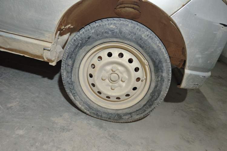 Used Wuling Zhiguang 2010 1.0L New Version Practical Short-Body L2Y
