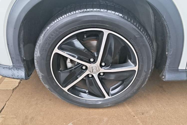 Used Honda Vezel 2020 1.5L CVT Pioneer Edition