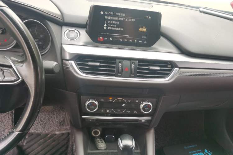 Used Mazda Atenza 2017 2.0L Blue Sky Luxury Edition
