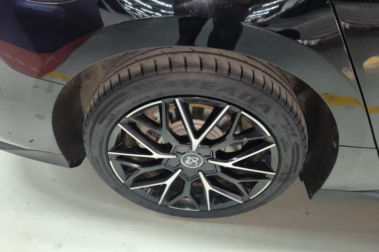 Used BYD Han 2022 EV Genesis Edition 610KM All-Wheel Drive Premium Model
