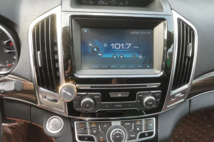 Used Haval H9 2017 2.0T Diesel 4x4 Premium 5-Seater