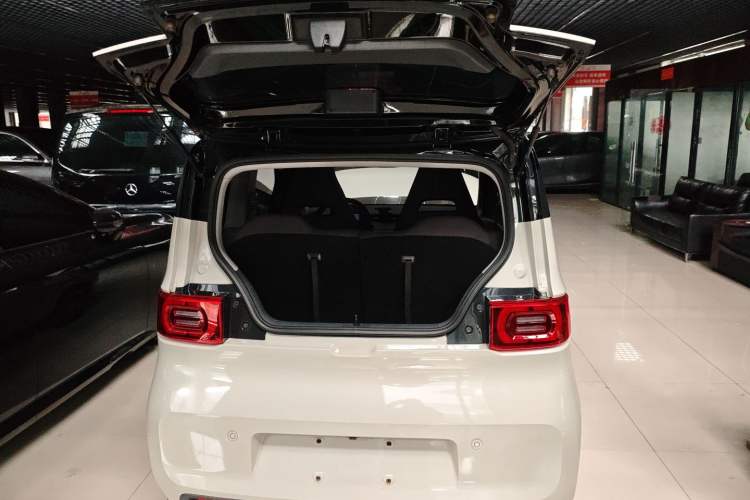 Used Wuling Hongguang MINIEV 2022 Macaron Premium Model – Lithium Iron Phosphate
