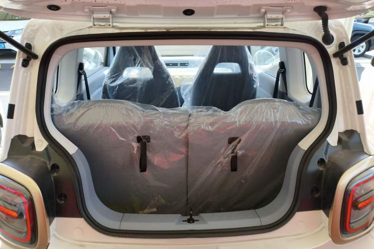 Used Bestune Pony 2025 222km Range Agile Horse
