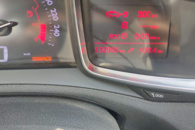 Used DS 6 2016 1.6T Luxury Edition THP160
