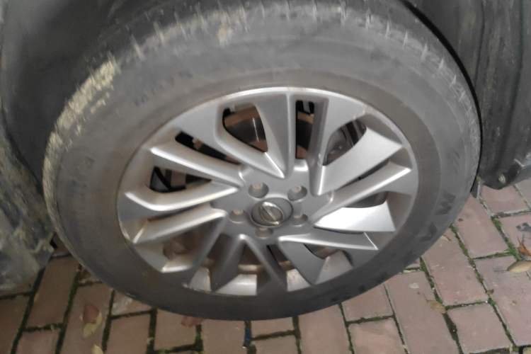 Used GAC Trumpchi GS4 2015 200T G-DCT Comfort Edition Right Front Wheel Hub