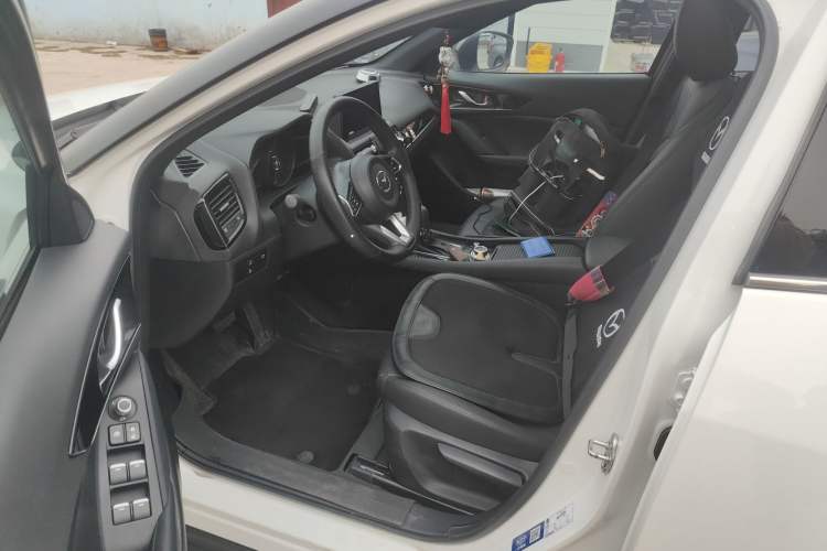 Used Mazda CX-4 2021 2.0L Automatic Two-Wheel Drive Blue Sky Dynamic Edition