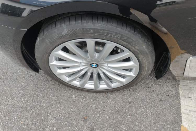 Used BMW 7 Series 2018 730Li Leading Model Excellence Package
