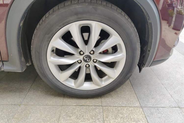 Used Infiniti QX50 2018 2.0T Two-Wheel Drive Fashion Edition