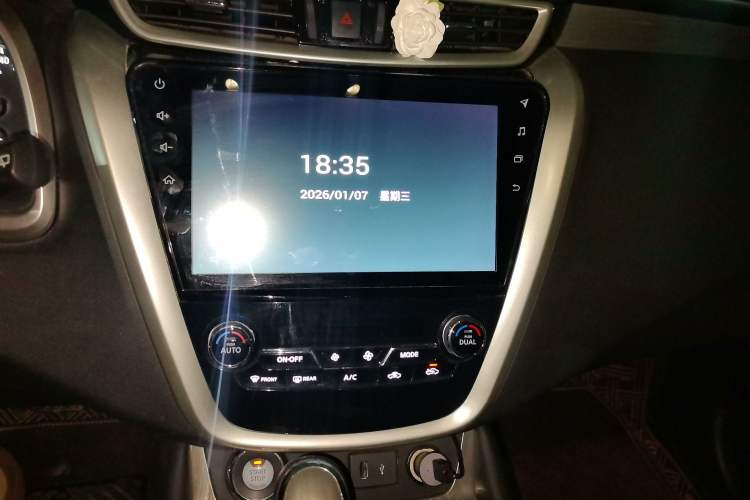 Used Nissan Murano 2019 2.5L XL Two-Wheel Drive Smart Connect Luxury Edition China VI Standard