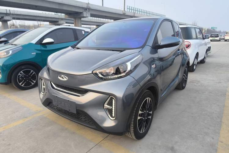 Used Chery Little Ant 2022 Sweet Pink Edition Half-Sugar Version 3-Cell Lithium 30kW 301km