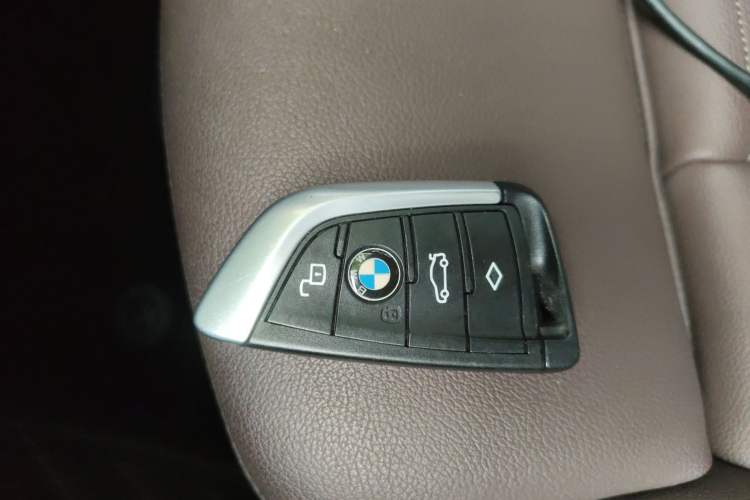 Used BMW 3 Series 2021 325Li M Sport Shadowline Package
