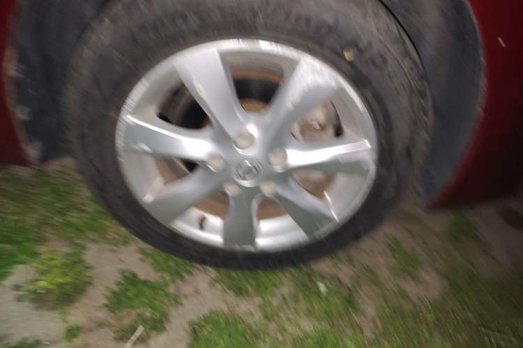 Used Nissan Tiida 2011 1.6L CVT Smart Version Right Front Wheel Hub