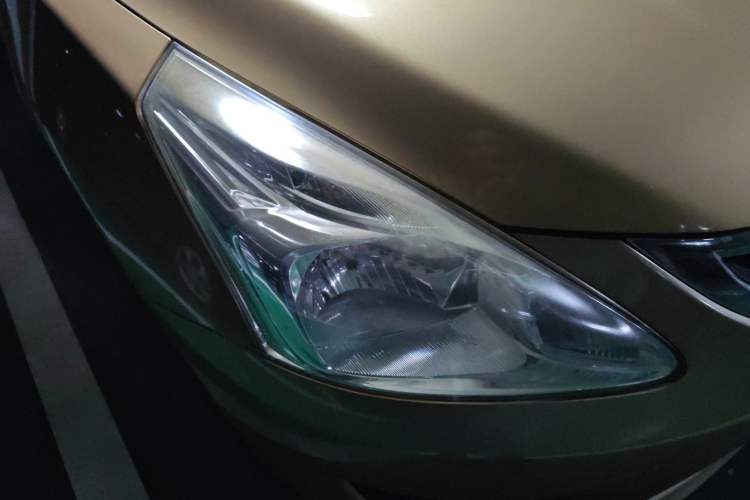 Used Nissan Tiida 2011 1.6L CVT Smart Version