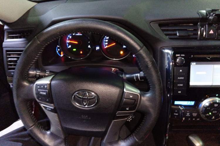 Used Toyota Reiz 2013 2.5V Shangrui Edition Steering Wheel