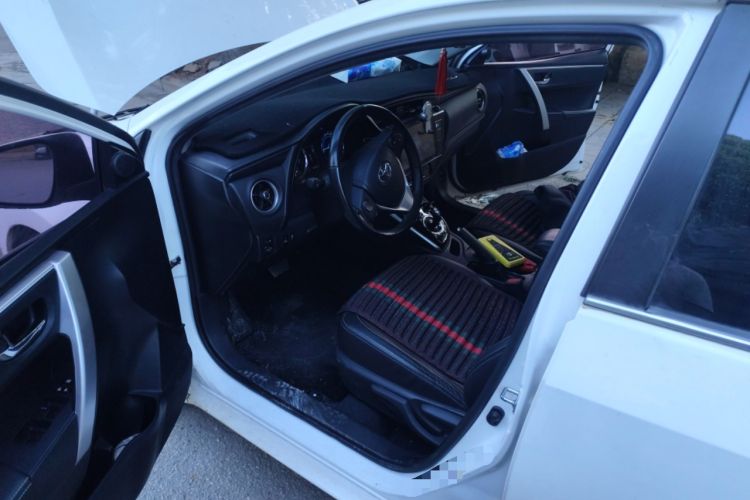 Used Toyota Corolla 2017 Revised Dual-Engine 1.8L E-CVT Elite Edition Driver Seat